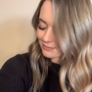 Meet your Posher, Janelle